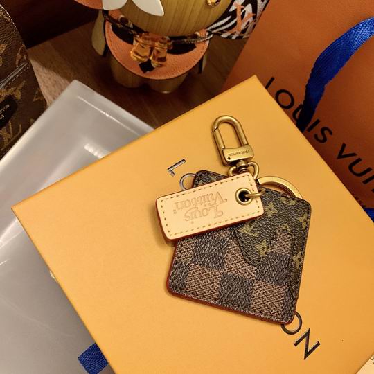 LV keyring 03lyh322 (2)