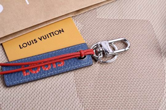 LV keyring 03lyh329 (15)