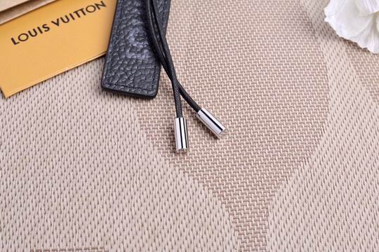 LV keyring 03lyh329 (8)