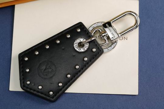 LV keyring 03lyh333 (1)