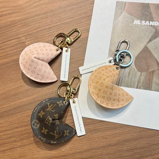 LV keyring 03lyh74 (2)