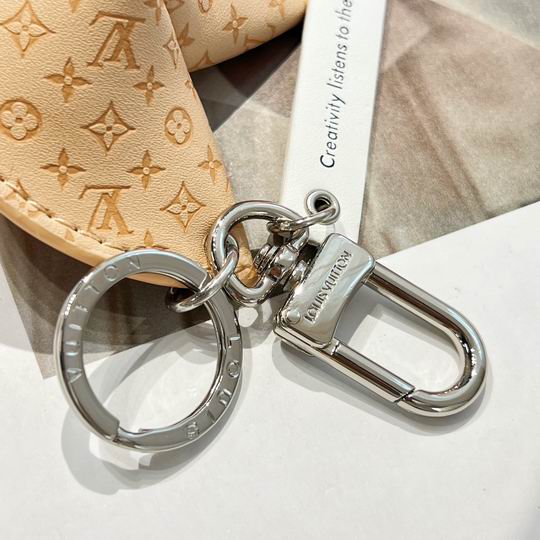 LV keyring 03lyh74 (7)