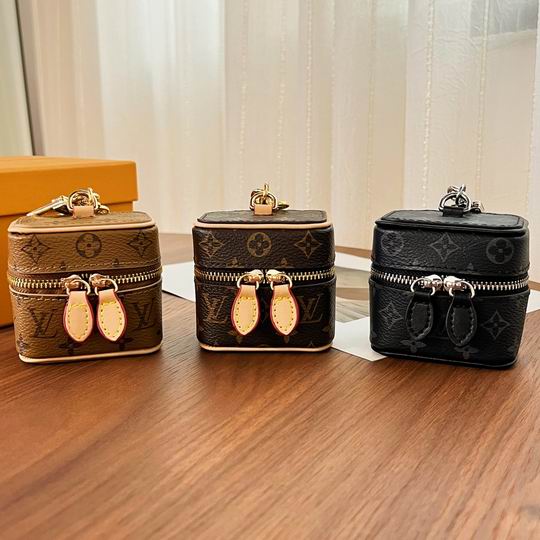 LV keyring 03lyh82 (3)