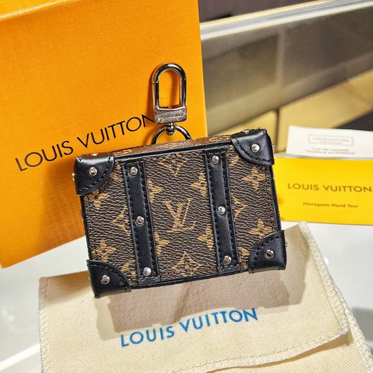 LV keyring 03lyh83 (5)
