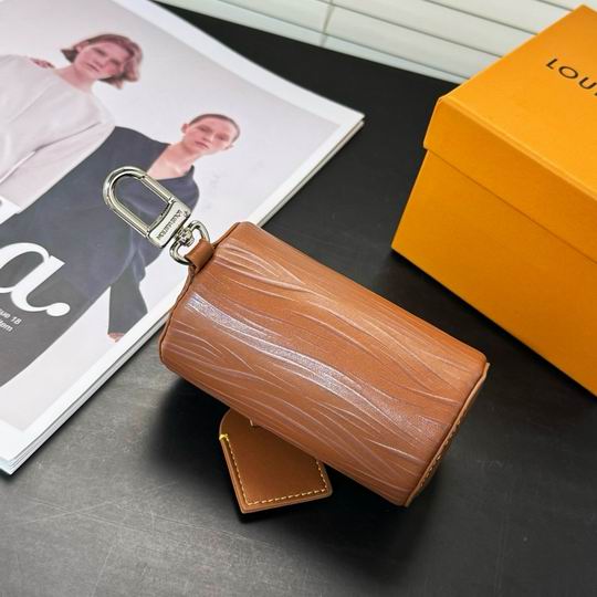 LV keyring 03lyh85 (9)