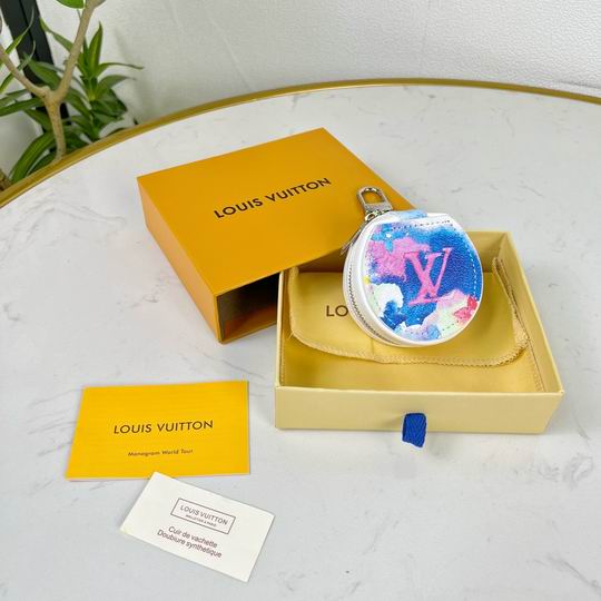 LV keyring 03lyh88 (1)
