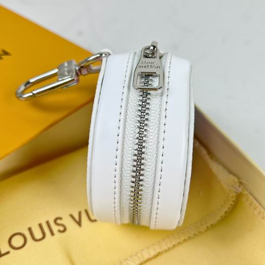 LV keyring 03lyh88 (9)