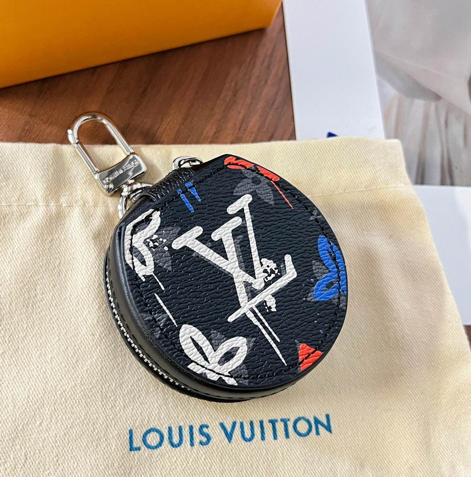 LV keyring 03lyh91 (1)