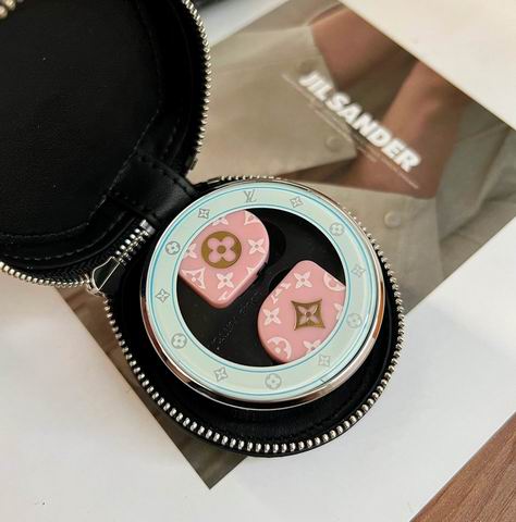 LV keyring 03lyh91 (8)