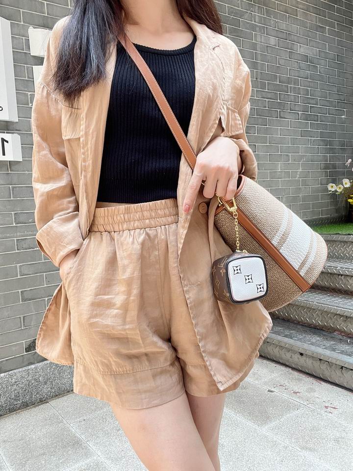 LV keyring 03lyh92  (4)