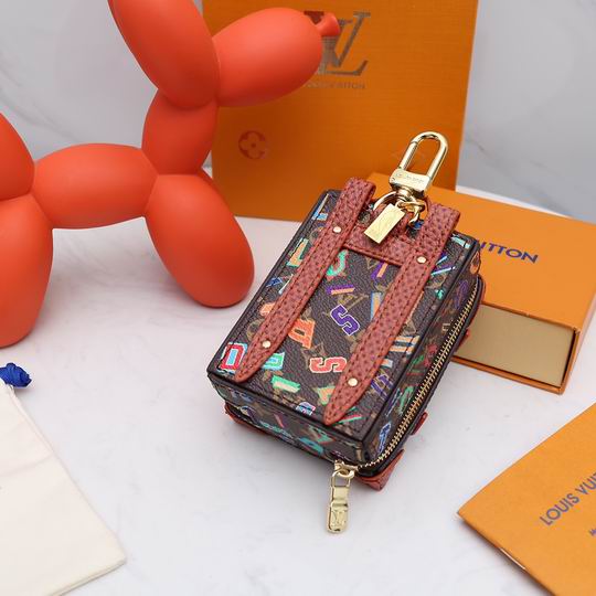 LV keyring 03lyh95 (2)