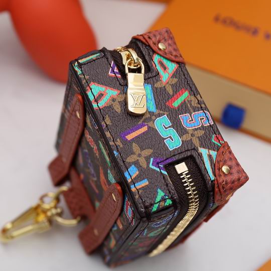 LV keyring 03lyh95 (3)