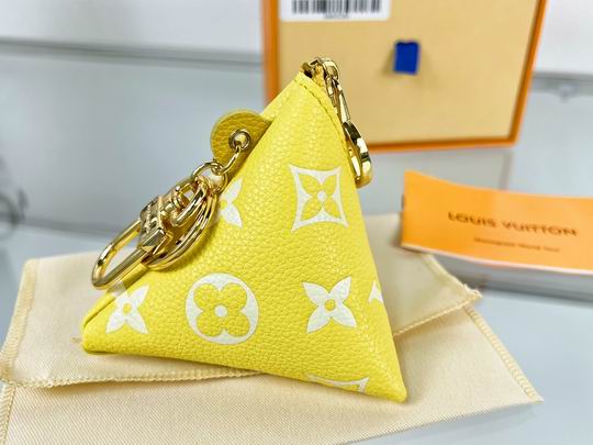 LV keyring 03lyh96 (14)
