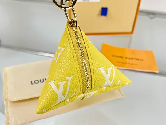 LV keyring 03lyh96 (17)