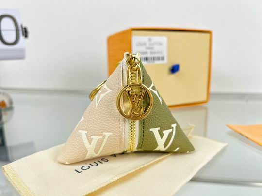 LV keyring 03lyh96 (20)