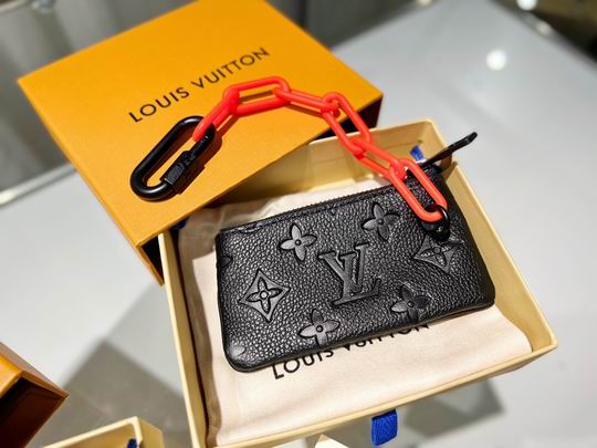 LV keyring 03lyh98 (2)