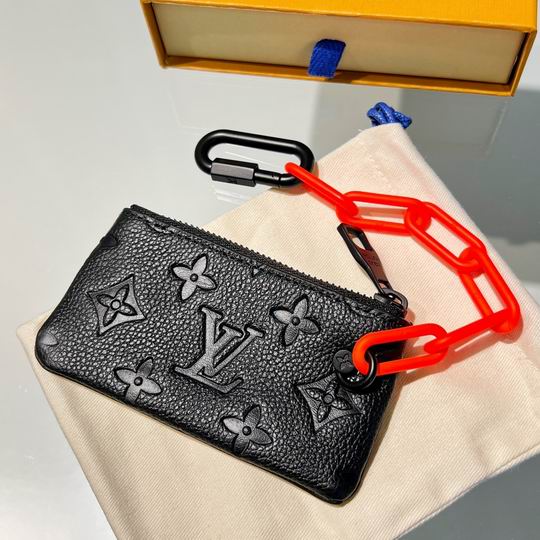LV keyring 03lyh98 (6)