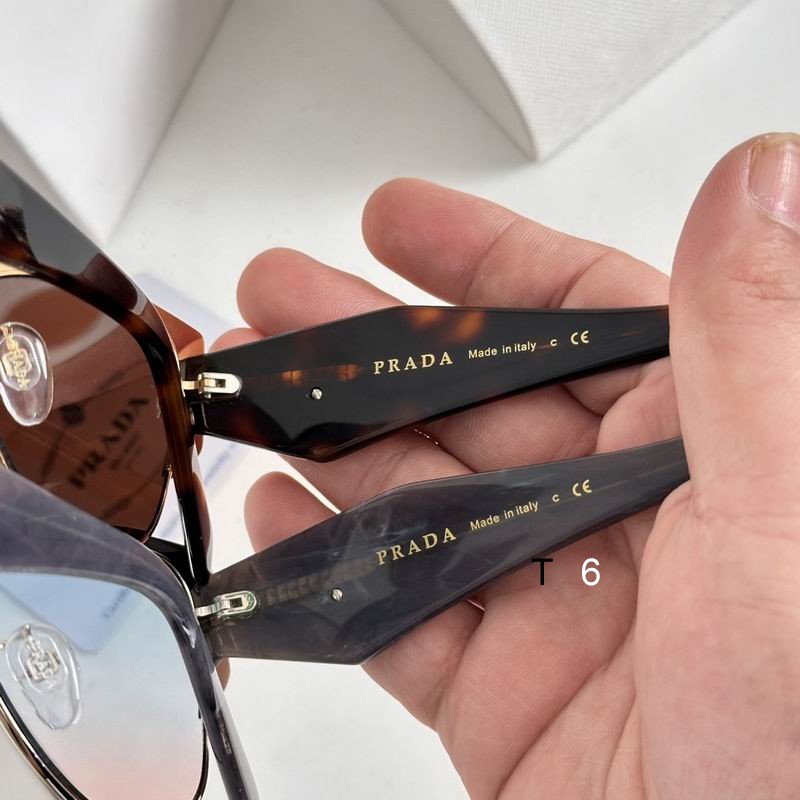 Prada PR12 57 17-148 e08