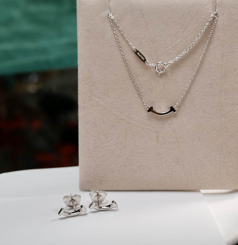 Tiffany suits 04lyx06 (5)