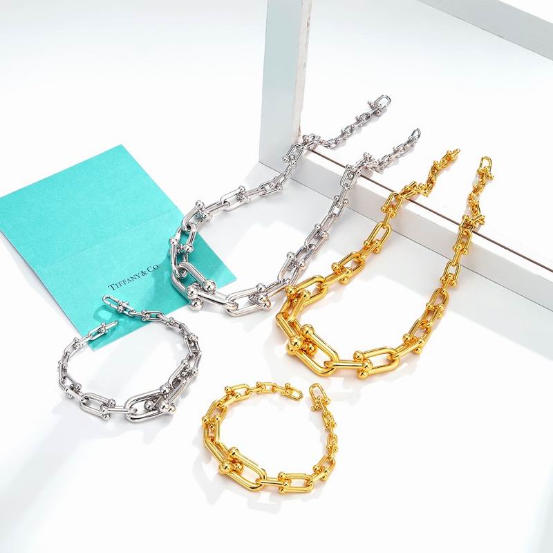 Tiffany suits 04lyx08 (5)