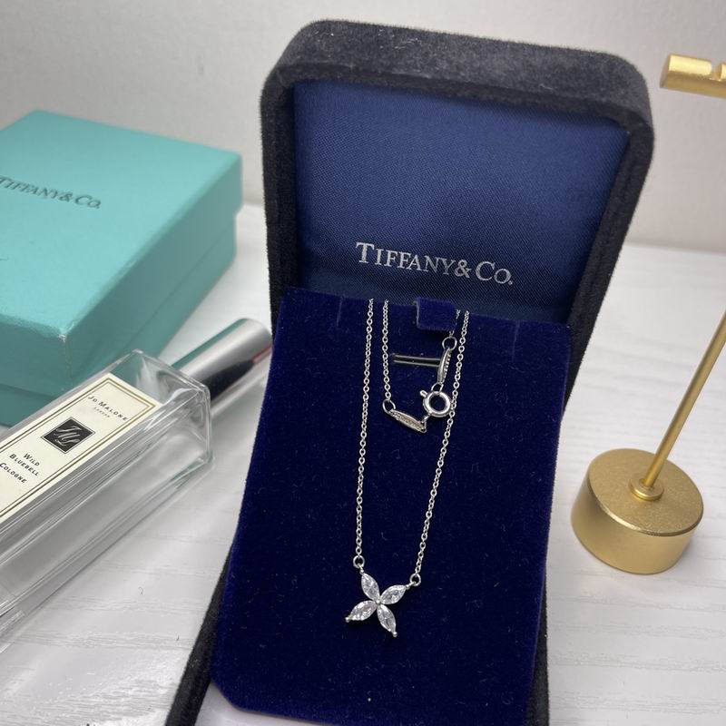 Tiffany suits 04lyx09 (3)