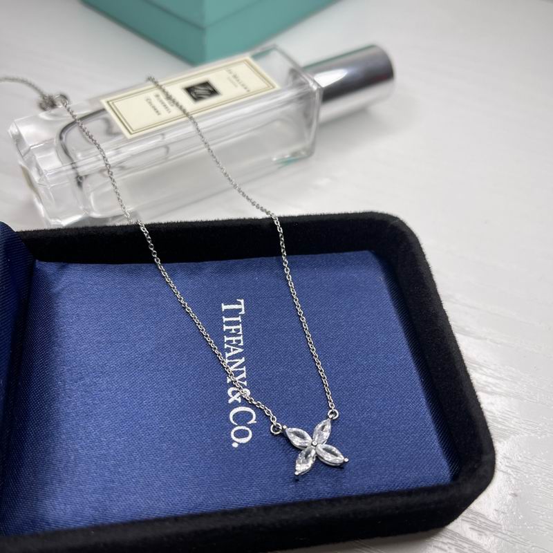 Tiffany suits 04lyx09 (5)