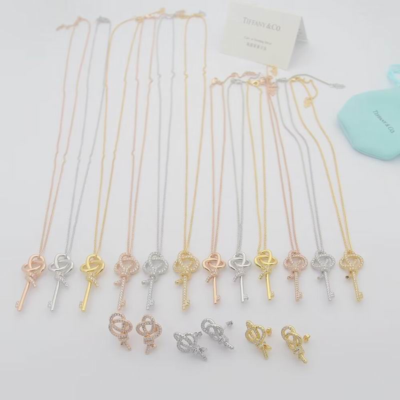 Tiffany suits 04lyx11 (2)