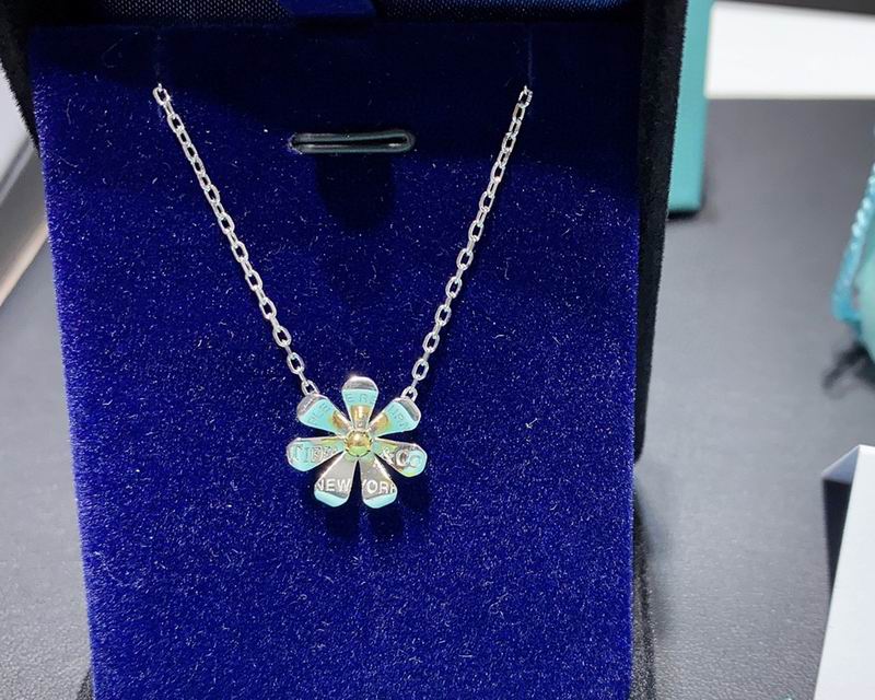 Tiffany suits 05lyx17 (3)