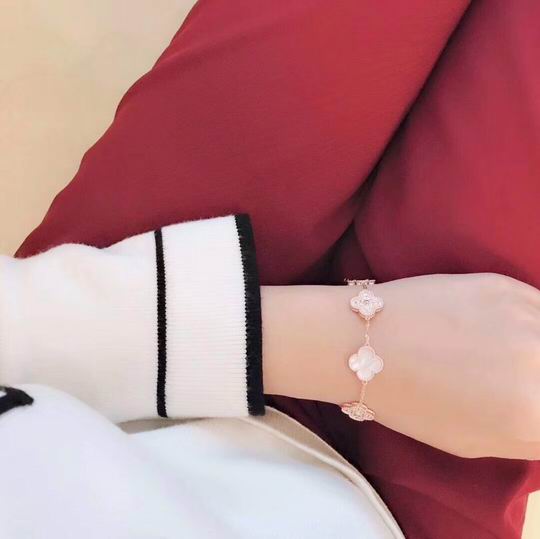 Van Cleef & Arpels bracelet 04lyh24  (8)
