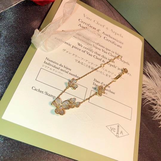 Van Cleef & Arpels bracelet 04lyh26 (6)