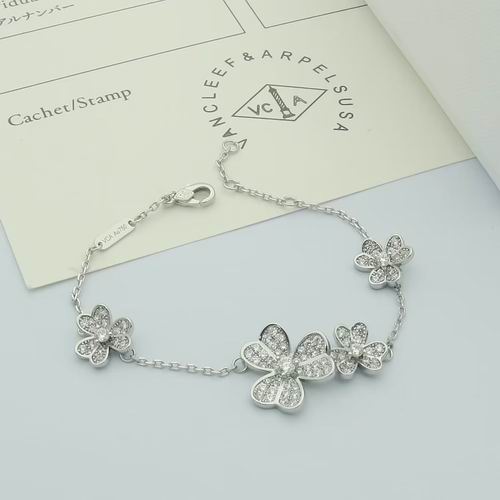 Van Cleef & Arpels bracelet 04lyh27 (4)