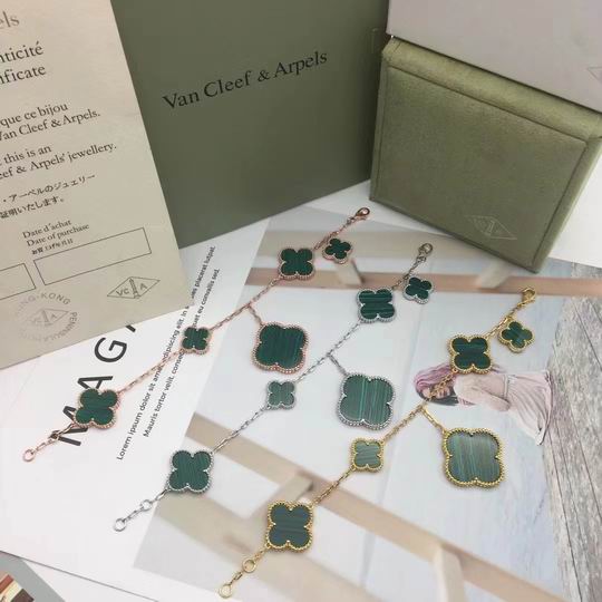 Van Cleef & Arpels bracelet 04lyh28 (3)