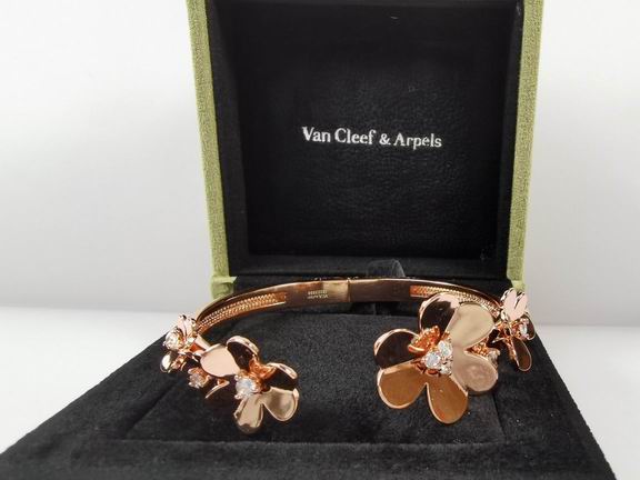 Van Cleef & Arpels bracelet 04lyh29 (3)