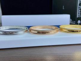 Van Cleef & Arpels bracelet 04lyh30 (1)