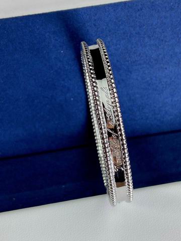 Van Cleef & Arpels bracelet 04lyh30 (2)