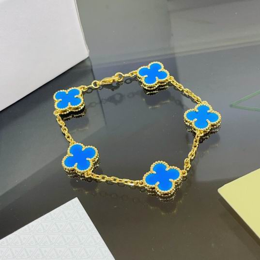Van Cleef & Arpels bracelet 07lyh35  (31)