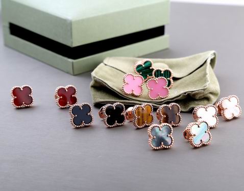 Van Cleef & Arpels earring 04lyh06   (4)