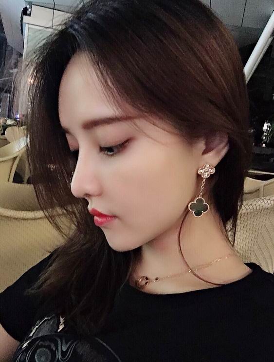 Van Cleef & Arpels earring 04lyh07 (6)