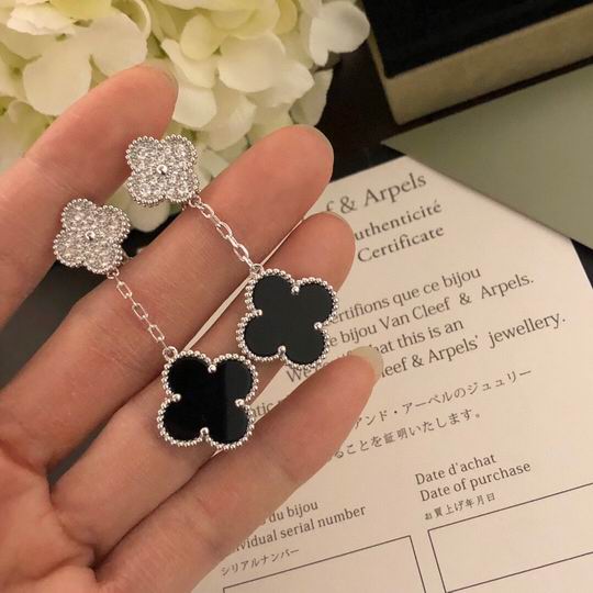 Van Cleef & Arpels earring 04lyh09  (6)