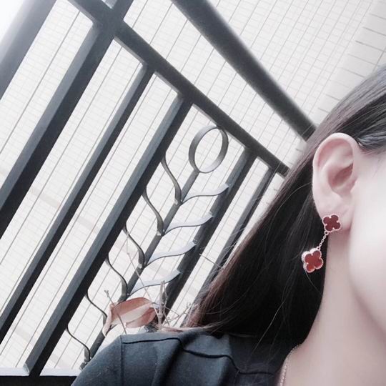 Van Cleef & Arpels earring 04lyh13 (7)