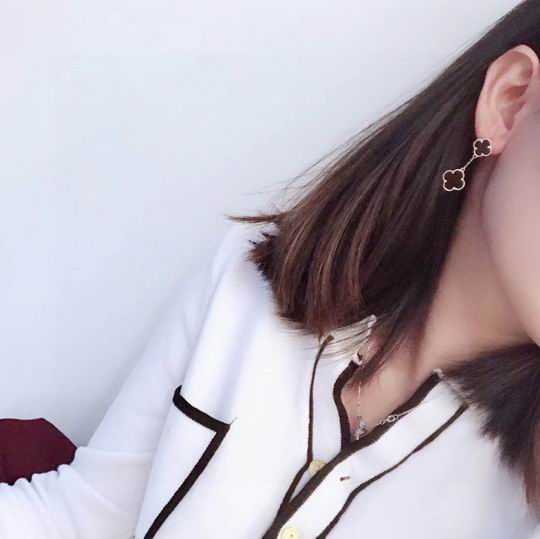 Van Cleef & Arpels earring 04lyh14 (3)