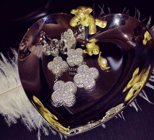 Van Cleef & Arpels earring 04lyh16  (2)