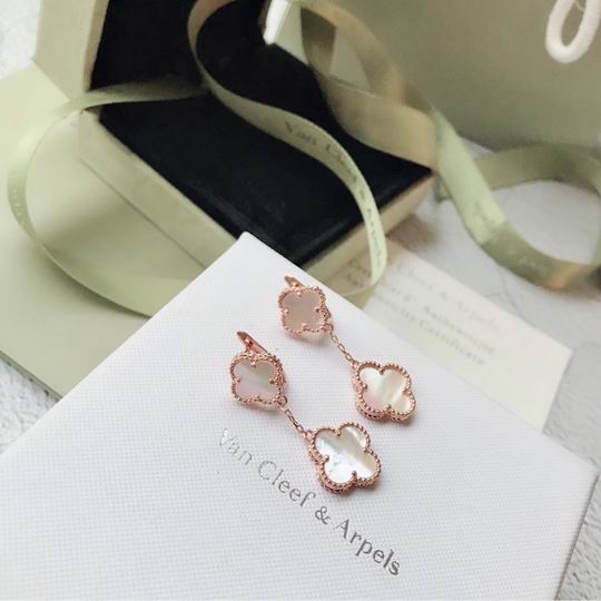 Van Cleef & Arpels earring 05lyh17 (14)