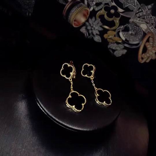Van Cleef & Arpels earring 05lyh17 (15)
