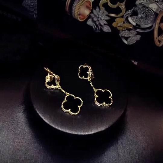 Van Cleef & Arpels earring 05lyh17 (19)