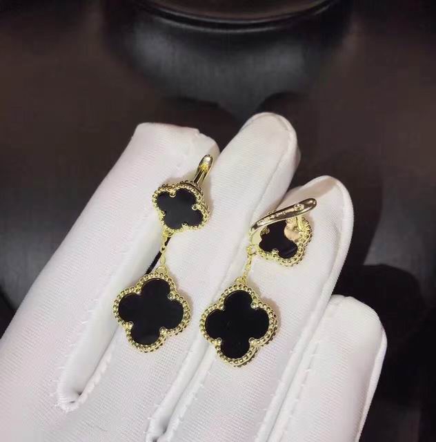 Van Cleef & Arpels earring 05lyh17 (23)