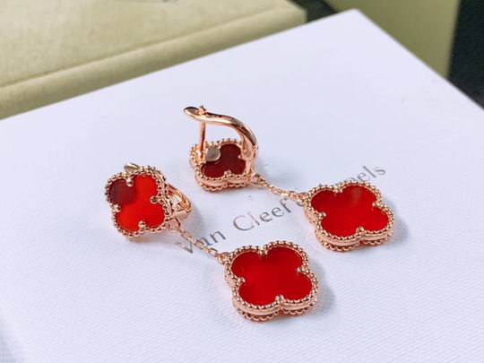 Van Cleef & Arpels earring 05lyh17 (27)