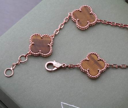 Van Cleef & Arpels necklace 04lyh22  (7)