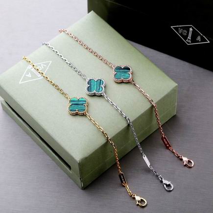 Van Cleef & Arpels necklace 04lyh23 (3)