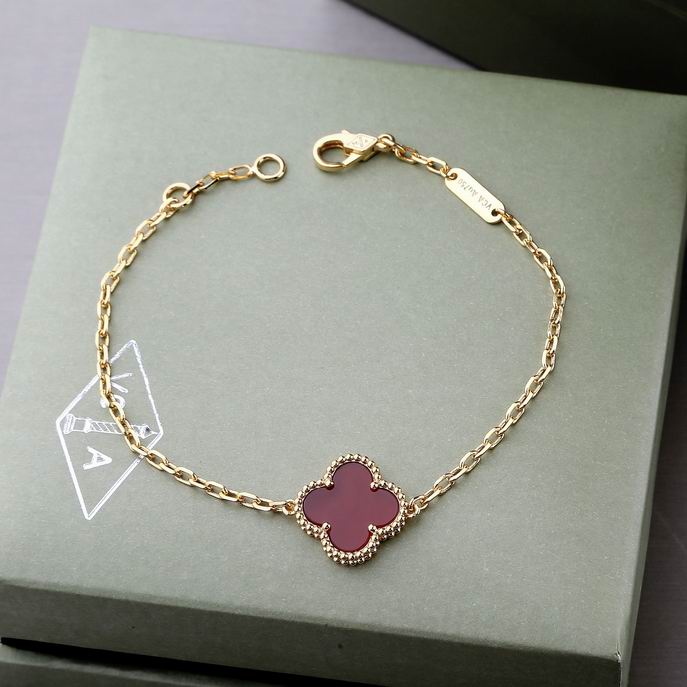 Van Cleef & Arpels necklace 04lyh23 (6)